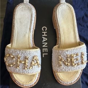 Chanel Slides